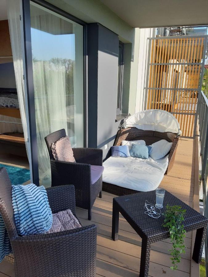 Lazurowy Apartament Kolobrzeg Ngoại thất bức ảnh