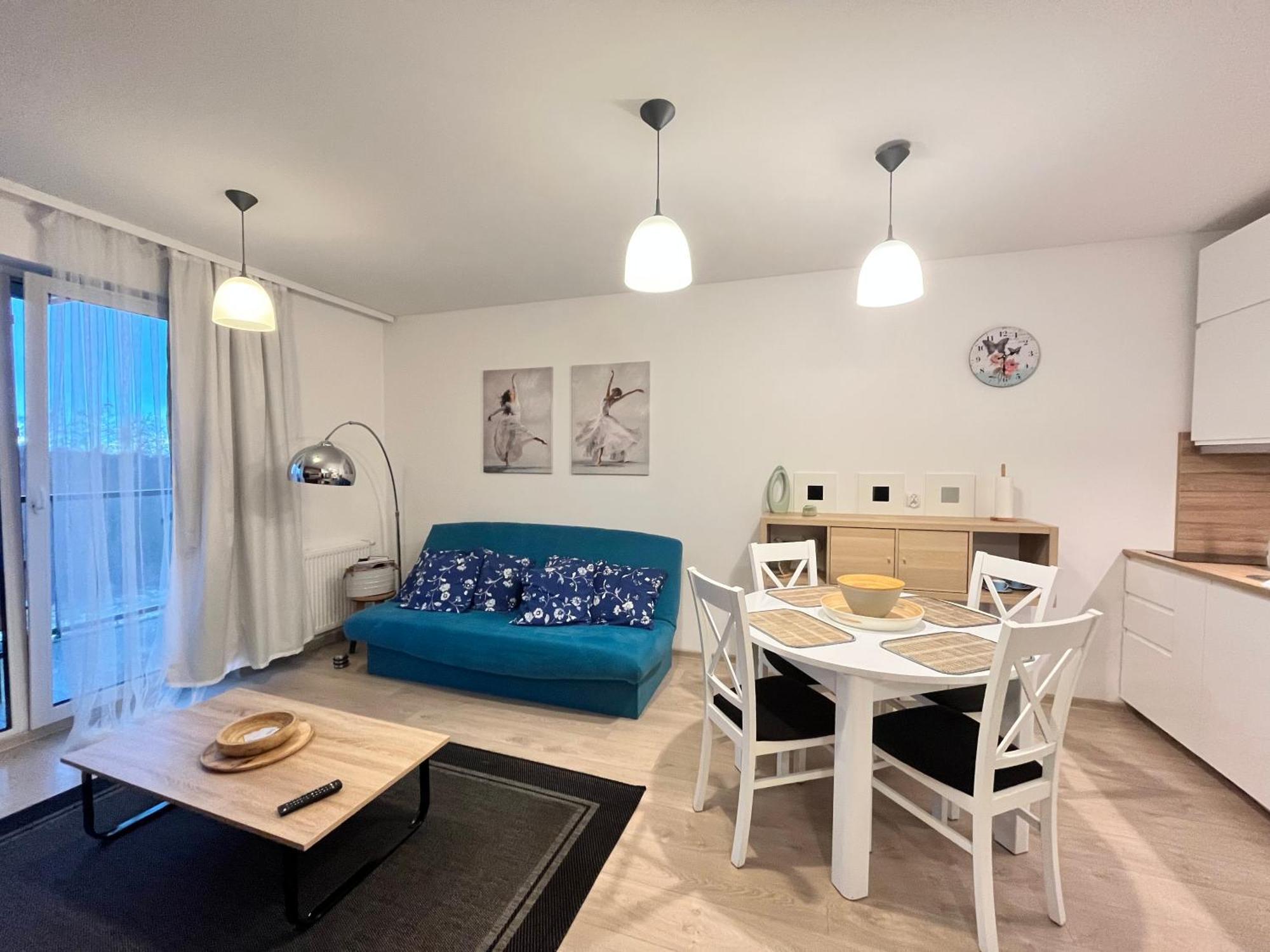 Lazurowy Apartament Kolobrzeg Ngoại thất bức ảnh